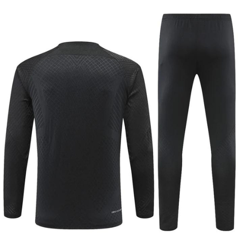 KIT CHAQUETA NEGRA + CHÁNDAL PSG 2022/23